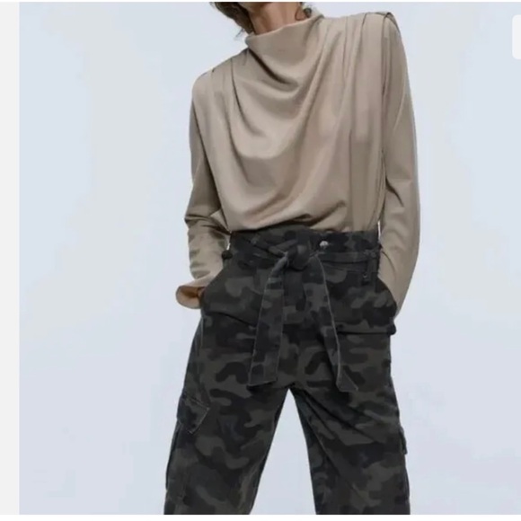 ZARA “The Joy Paperbag” Camouflage Pants - Picture 4 of 15